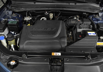 Подержанный автомобиль Hyundai Santa Fe 2012 года (8 фото)