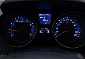 Подержанный автомобиль Hyundai i30 Hatchback 2015 года (12 фото)