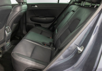 Подержанный автомобиль Kia Sportage 2016 года (11 фото)