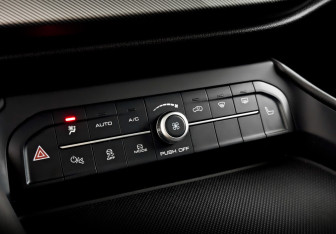 Подержанный автомобиль Haval F7x 2022 года (26 фото)