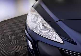 Подержанный автомобиль Peugeot 308 Hatchback 2010 года (17 фото)