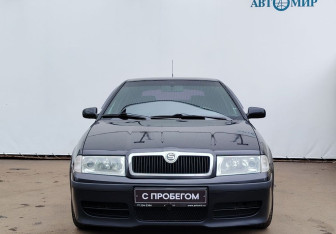 Подержанный автомобиль Skoda Octavia Liftback 2007 года (2 фото)