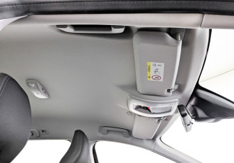 Подержанный автомобиль Volvo XC60 2015 года (22 фото)