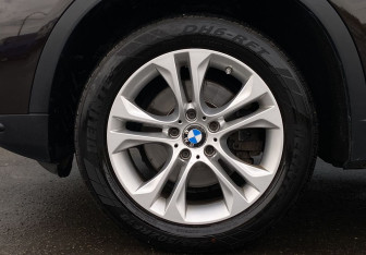 Подержанный автомобиль BMW X4 2014 года (9 фото)