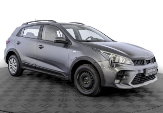 Подержанный автомобиль Kia Rio Hatchback 2021 года (3 фото)