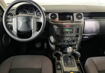 Подержанный автомобиль Land Rover Discovery 2007 года (12 фото)