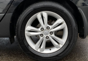 Подержанный автомобиль Hyundai ix35 2013 года (9 фото)