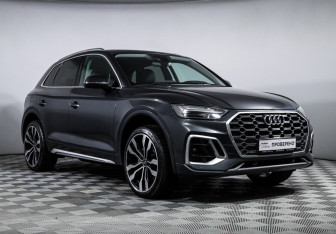Подержанный автомобиль Audi Q5 2021 года (3 фото)