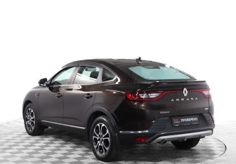 Подержанный автомобиль Renault Arkana 2019 года (7 фото)