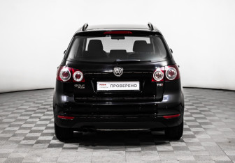 Подержанный автомобиль Volkswagen Golf Plus 2011 года (6 фото)