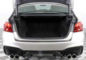 Подержанный автомобиль BMW M5 Sedan 2019 года (9 фото)