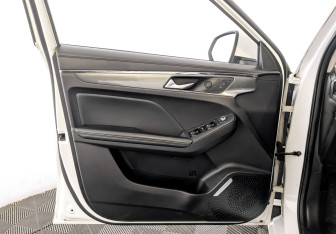 Подержанный автомобиль Haval Jolion 2022 года (19 фото)