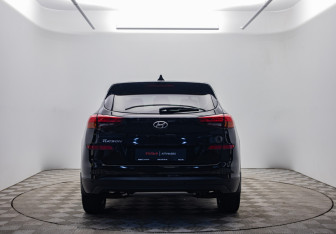 Подержанный автомобиль Hyundai Tucson 2020 года (6 фото)