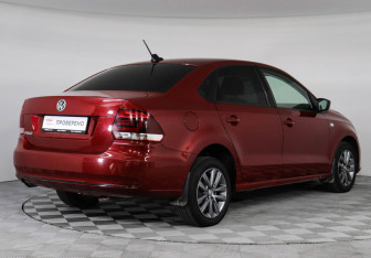 Подержанный автомобиль Volkswagen Polo Sedan 2020 года (5 фото)