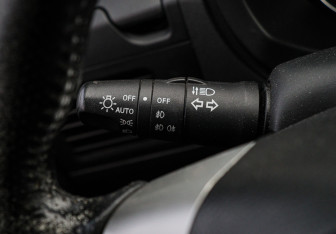 Подержанный автомобиль Nissan X-Trail 2011 года (19 фото)