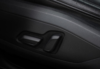 Подержанный автомобиль Audi A4 Sedan 2019 года (10 фото)