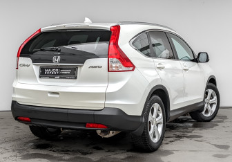 Подержанный автомобиль Honda CR-V 2013 года (5 фото)