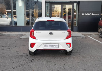 Подержанный автомобиль Kia Picanto 2017 года (6 фото)