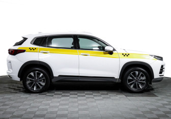 Подержанный автомобиль Exeed LX 2023 года (4 фото)