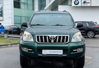 Подержанный автомобиль Toyota Land Cruiser Prado 2004 года (2 фото)