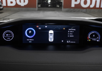 Подержанный автомобиль Changan UNI-V 2024 года (14 фото)