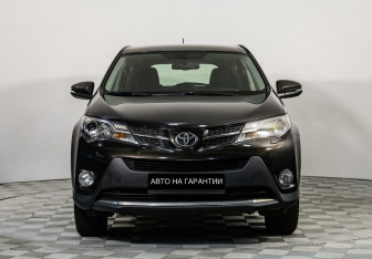 Подержанный автомобиль Toyota RAV4 2014 года (2 фото)