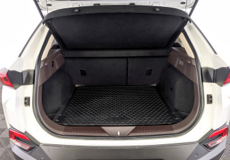 Подержанный автомобиль FAW Bestune T77 2022 года (11 фото)