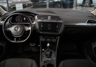 Подержанный автомобиль Volkswagen Tiguan 2018 года (9 фото)