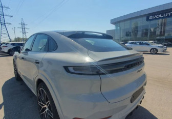 Новый Porsche Cayenne 2026 (4 фото)
