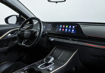 Подержанный автомобиль Omoda C5 2024 года (9 фото)