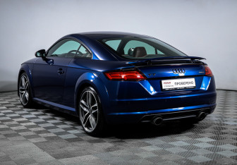 Подержанный автомобиль Audi TT Coupe 2014 года (7 фото)