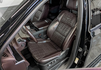 Подержанный автомобиль Cadillac Escalade Suv 2021 года (19 фото)