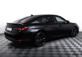 Подержанный автомобиль Lexus ES 2021 года (5 фото)