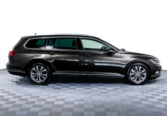 Подержанный автомобиль Volkswagen Passat Wagon 2015 года (4 фото)