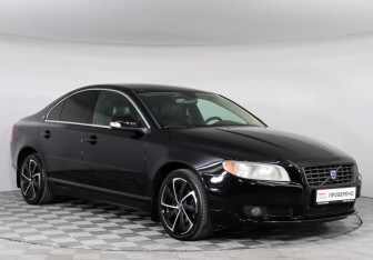 Подержанный автомобиль Volvo S80 2008 года (3 фото)