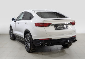 Подержанный автомобиль Geely Tugella 2023 года (7 фото)