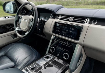 Подержанный автомобиль Land Rover Range Rover 2019 года (9 фото)