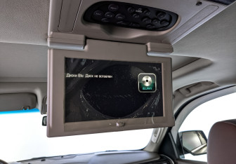 Подержанный автомобиль Chevrolet Tahoe 2016 года (30 фото)