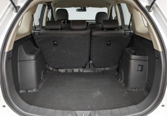 Подержанный автомобиль Mitsubishi Outlander 2022 года (10 фото)