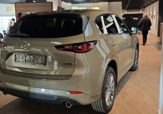 Новый Mazda CX-5 2025 (4 фото)