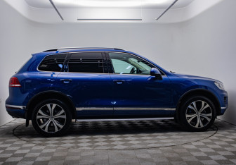 Подержанный автомобиль Volkswagen Touareg 2015 года (4 фото)