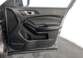 Подержанный автомобиль Chery Tiggo 4 2022 года (23 фото)