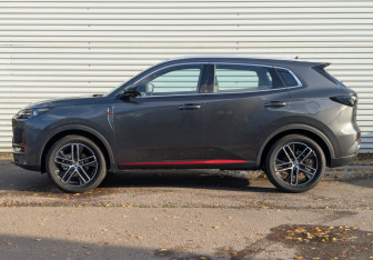 Новый Changan UNI-S 2025 (3 фото)