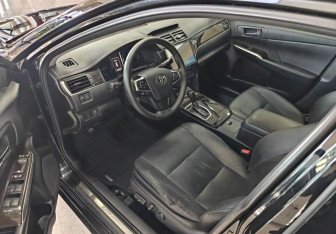 Подержанный автомобиль Toyota Camry Sedan 2016 года (9 фото)