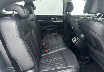 Подержанный автомобиль Kia Sorento 2020 года (14 фото)