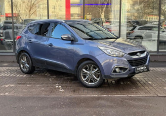 Подержанный автомобиль Hyundai ix35 2014 года (3 фото)