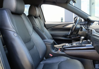 Подержанный автомобиль Mazda CX-9 2019 года (26 фото)