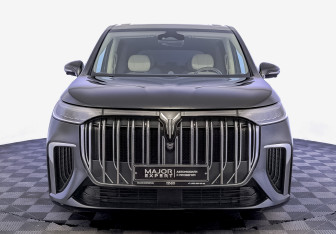 Подержанный автомобиль Voyah Dream 2022 года (2 фото)