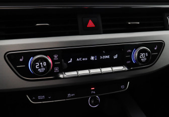 Подержанный автомобиль Audi A5 Liftback 2019 года (14 фото)