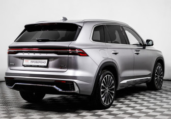 Подержанный автомобиль Geely Monjaro 2025 года (5 фото)